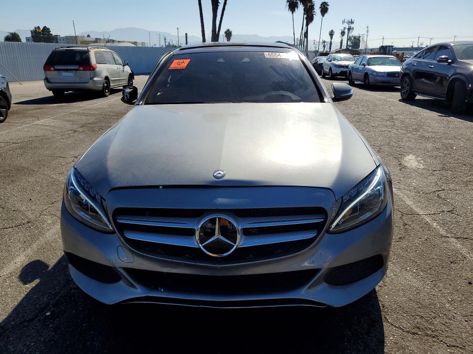 65547956 :رقم المزاد ، 55SWF4KB4FU012577 vin ، 2015 Mercedes-benz C مزاد بيع