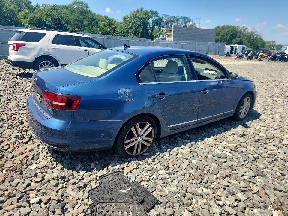 64144486 :رقم المزاد ، 3VWL17AJ4HM410980 vin ، 2017 Volkswagen Jetta مزاد بيع