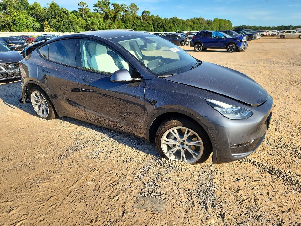 Aukcja sprzedaży 2022 Tesla Model Y, vin: 7SAYGAEEXNF323170, numer aukcji: 63746836