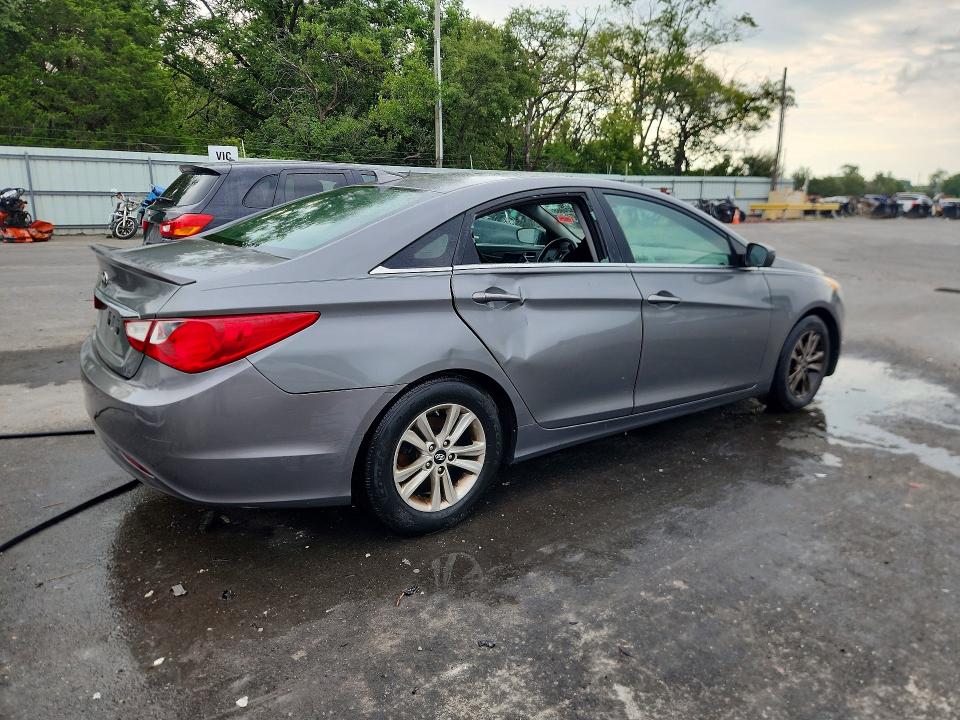 65524866 :رقم المزاد ، 5NPEB4AC3DH751781 vin ، 2013 Hyundai Sonata مزاد بيع