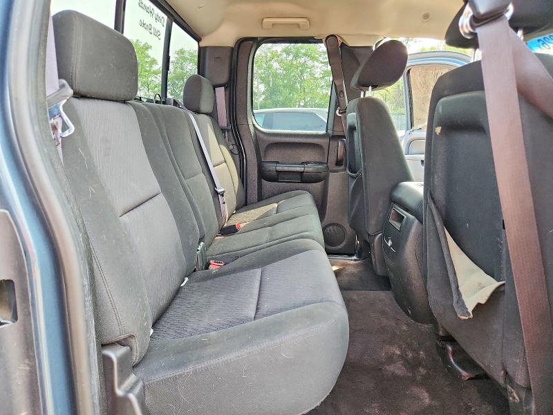 64413226 :رقم المزاد ، 1GTR2VE35BZ288825 vin ، 2011 Gmc Sierra مزاد بيع