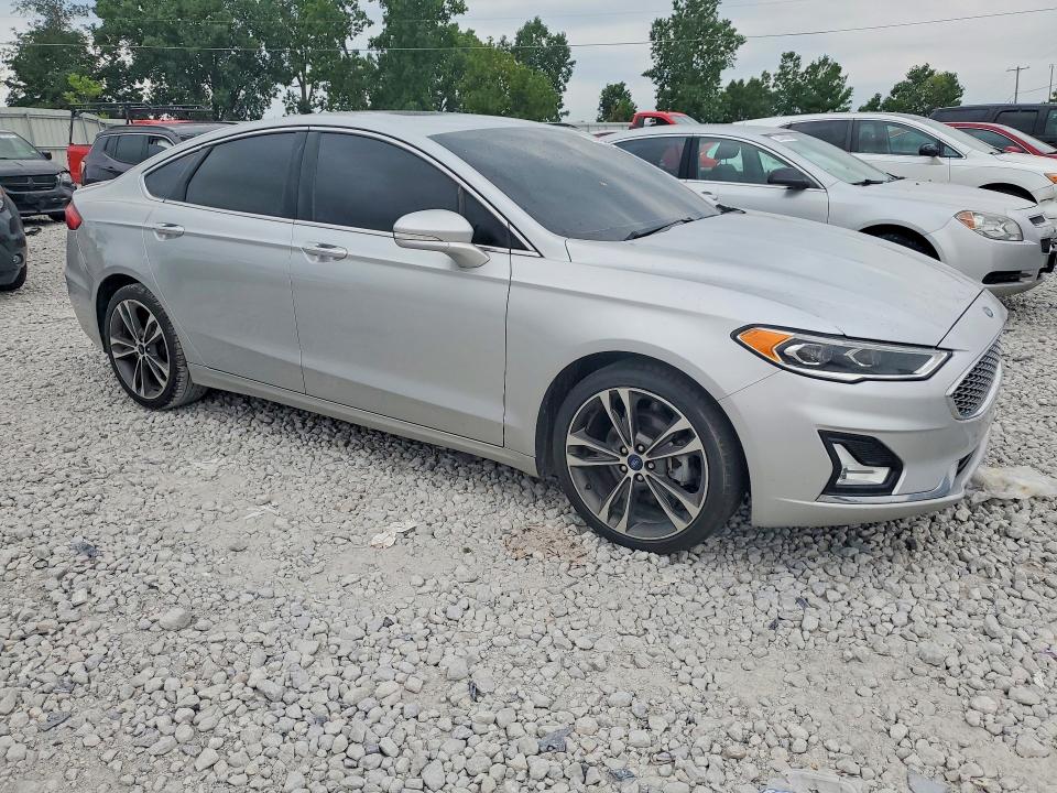63865376 :رقم المزاد ، 3FA6P0K90KR254270 vin ، 2019 Ford Fusion مزاد بيع