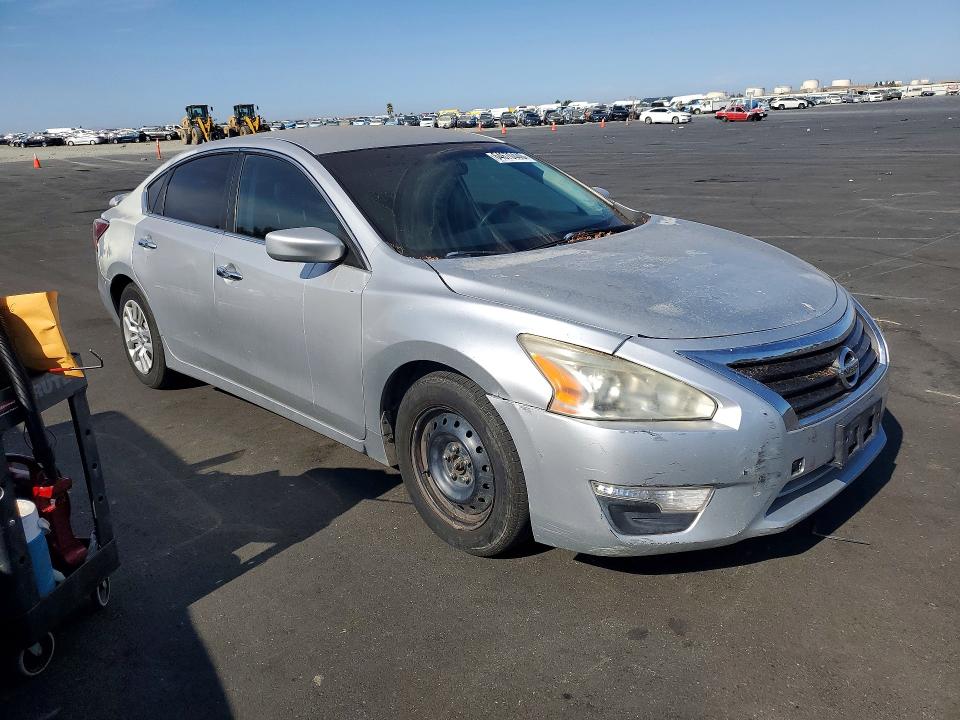 Продаж на аукціоні авто 2015 Nissan Altima, vin: 1N4AL3AP1FC444493, номер лоту: 64670446