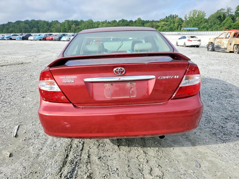 64114016 :رقم المزاد ، 4T1BE32K72U079359 vin ، 2002 Toyota Camry مزاد بيع