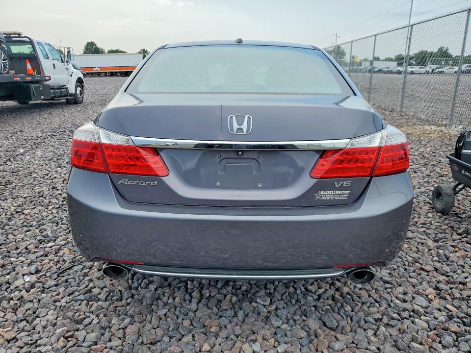 2015 Honda Accord მანქანა იყიდება აუქციონზე, vin: 1HGCR3F80FA013496, აუქციონის ნომერი: 64797896