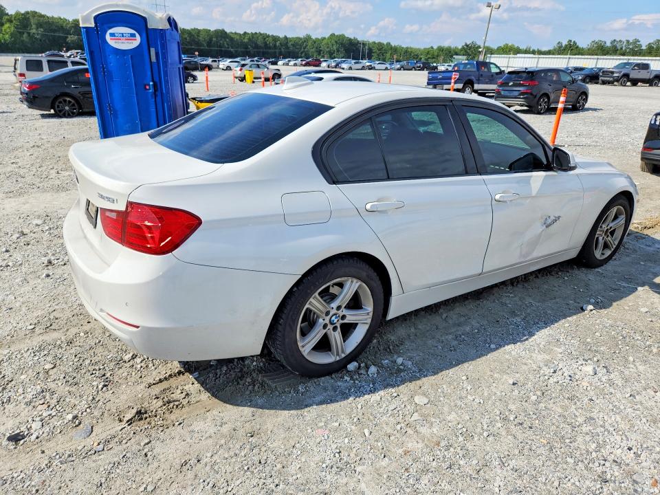 Продаж на аукціоні авто 2015 Bmw 328, vin: WBA3A5C52FF607180, номер лоту: 64088306