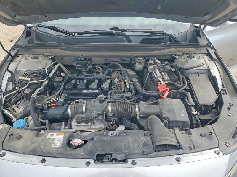 63229086 :رقم المزاد ، 1HGCV1F56JA121233 vin ، 2018 Honda Accord مزاد بيع