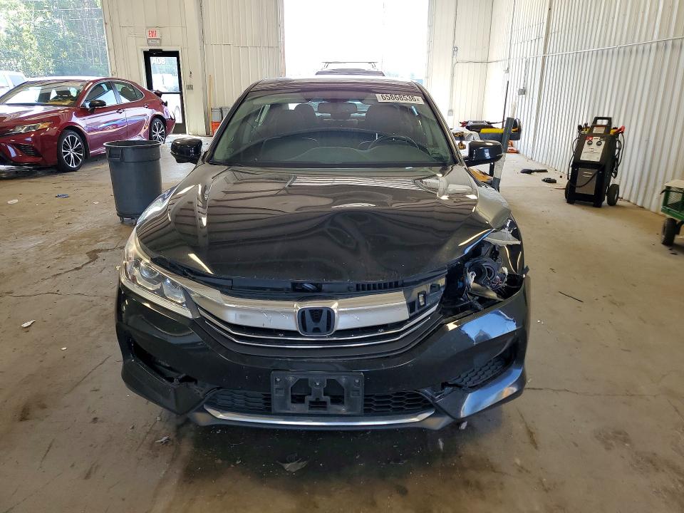 Продаж на аукціоні авто 2017 Honda Accord, vin: 1HGCR3F80HA020810, номер лоту: 65868536