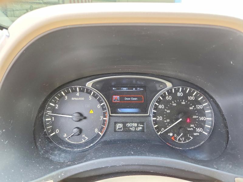 66570246 :رقم المزاد ، 5N1AR2MM0FC638464 vin ، 2015 Nissan Pathfinder مزاد بيع