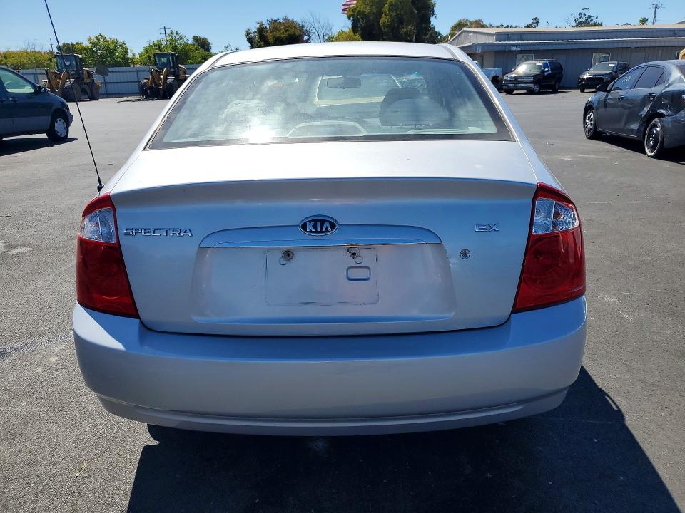 65932646 :رقم المزاد ، KNAFE122145026127 vin ، 2004 Kia Spectra مزاد بيع