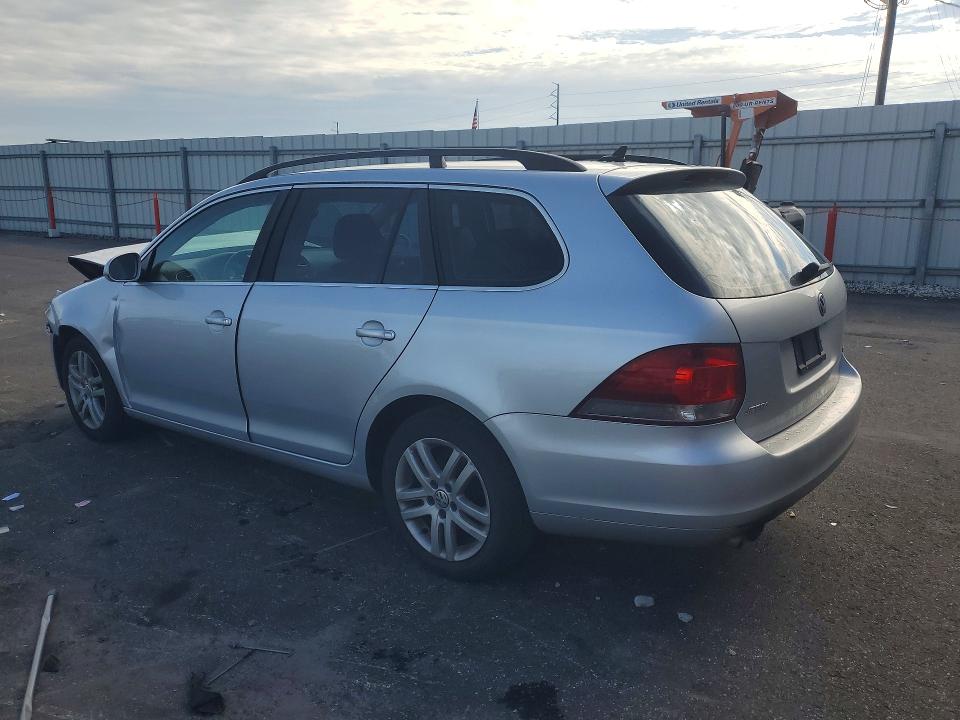 66220306 :رقم المزاد ، 3VWPL7AJ5EM608359 vin ، 2014 Volkswagen Jetta مزاد بيع