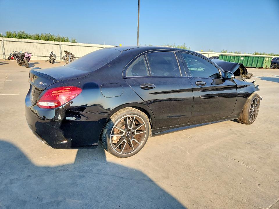 63338096 :رقم المزاد ، 55SWF6EB7JU256448 vin ، 2018 Mercedes-benz C مزاد بيع
