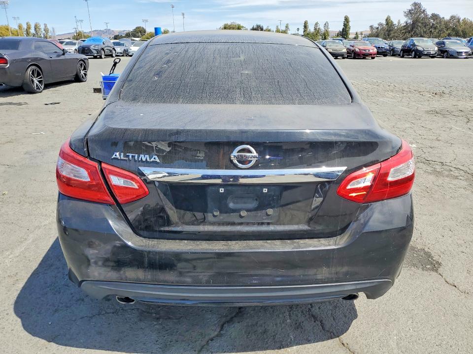 Продажа на аукционе авто 2017 Nissan Altima, vin: 1N4AL3AP1HC493468, номер лота: 66619716