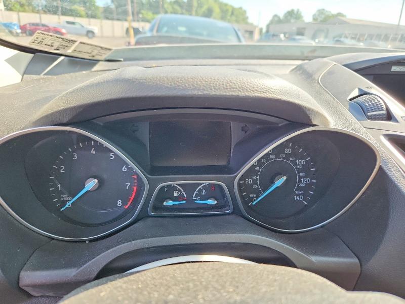 63687416 :رقم المزاد ، 1FMCU0F76HUC40983 vin ، 2017 Ford Escape مزاد بيع