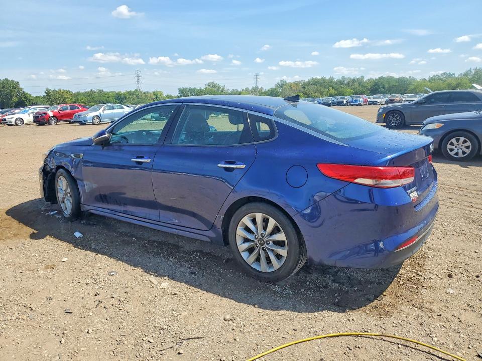 2017 Kia Optima მანქანა იყიდება აუქციონზე, vin: 5XXGU4L31HG152279, აუქციონის ნომერი: 66404356