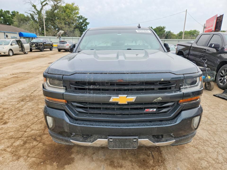 2018 Chevrolet Silverado მანქანა იყიდება აუქციონზე, vin: 3GCUKREC0JG143644, აუქციონის ნომერი: 62523046