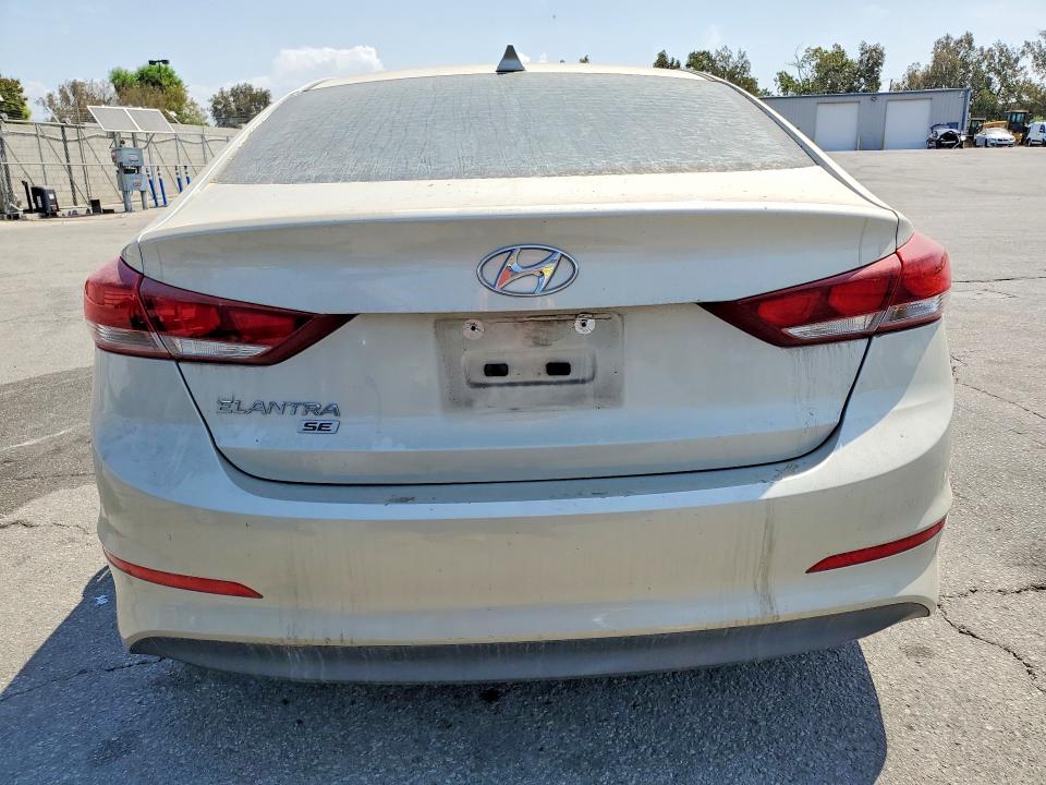 64493236 :رقم المزاد ، 5NPD74LF3HH190329 vin ، 2017 Hyundai Elantra مزاد بيع