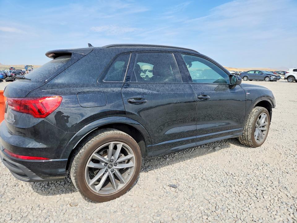 64494346 :رقم المزاد ، WA1EECF36R1115133 vin ، 2024 Audi Q3 مزاد بيع