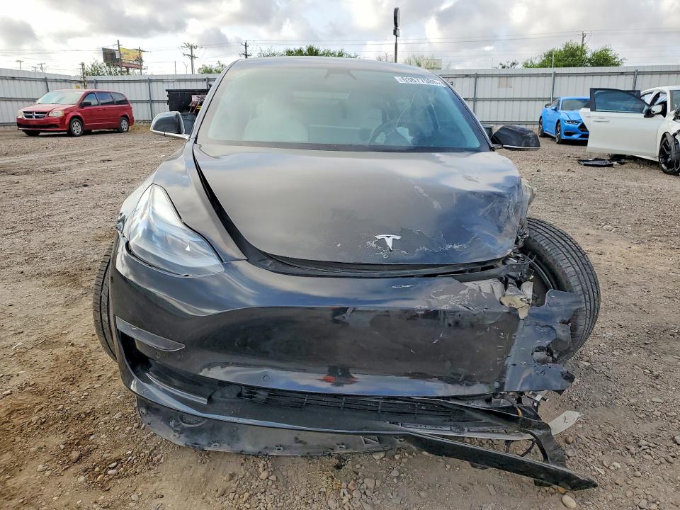 Продажа на аукционе авто 2019 Tesla Model 3, vin: 5YJ3E1EAXKF362962, номер лота: 63677986