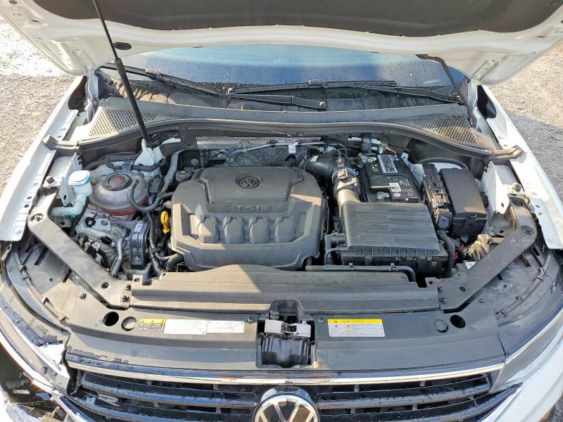 Продажа на аукционе авто 2022 Volkswagen Tiguan, vin: 3VV8B7AX6NM175294, номер лота: 65996346