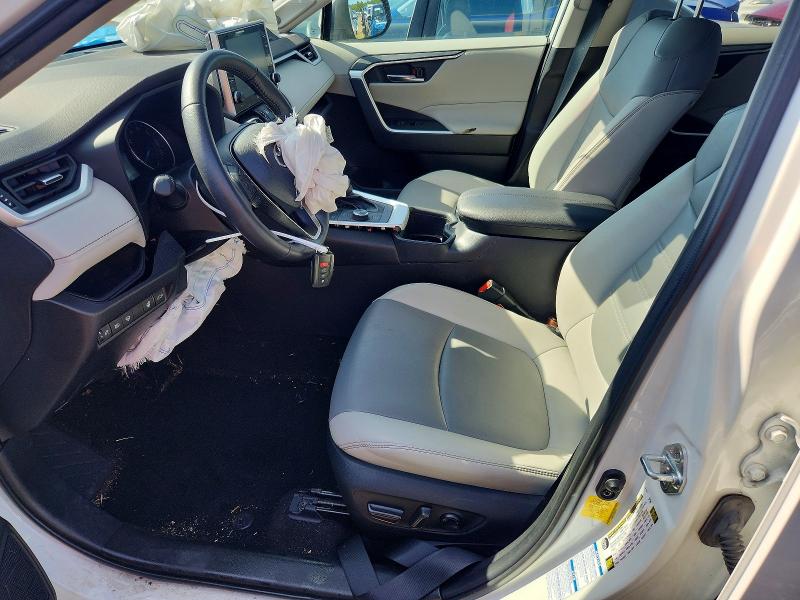 63111516 :رقم المزاد ، 4T3B6RFV8NU076373 vin ، 2022 Toyota Rav4 مزاد بيع