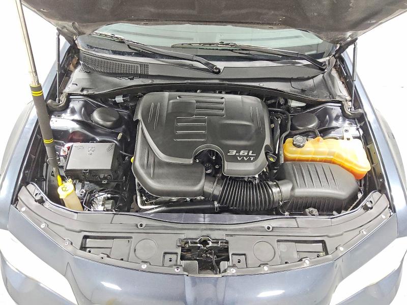 63745086 :رقم المزاد ، 2C3CCAAG7JH331780 vin ، 2018 Chrysler 300 مزاد بيع