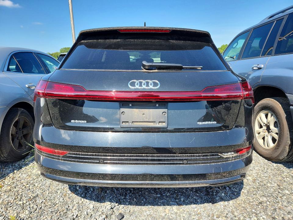 2021 Audi E-tron მანქანა იყიდება აუქციონზე, vin: WA1VABGE5MB038148, აუქციონის ნომერი: 66827186