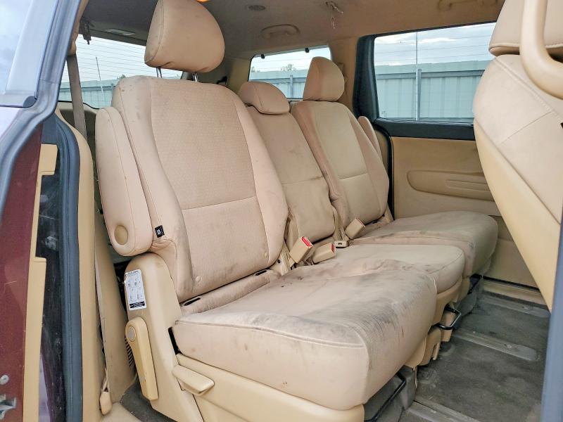 65952356 :رقم المزاد ، KNDMB5C13G6105006 vin ، 2016 Kia Sedona مزاد بيع