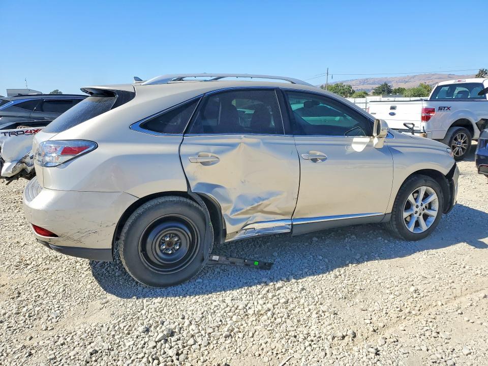 63828326 :رقم المزاد ، 2T2ZK1BA7CC067052 vin ، 2012 Lexus Rx مزاد بيع