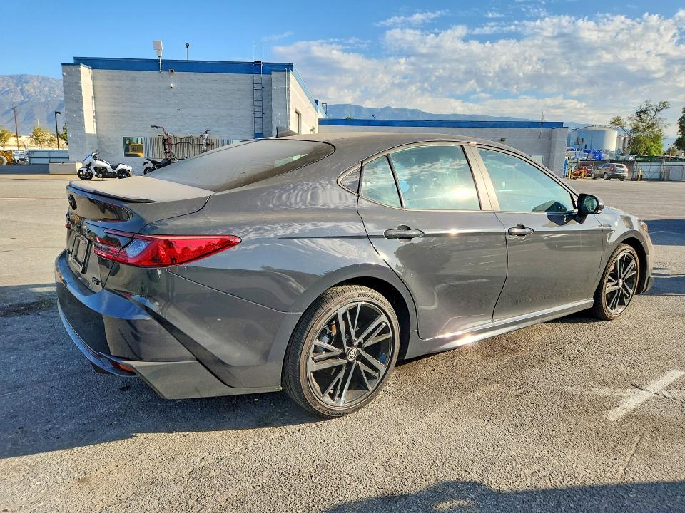 Продажа на аукционе авто 2026 Toyota Camry, vin: 4T1DAACK1TU272521, номер лота: 64656576