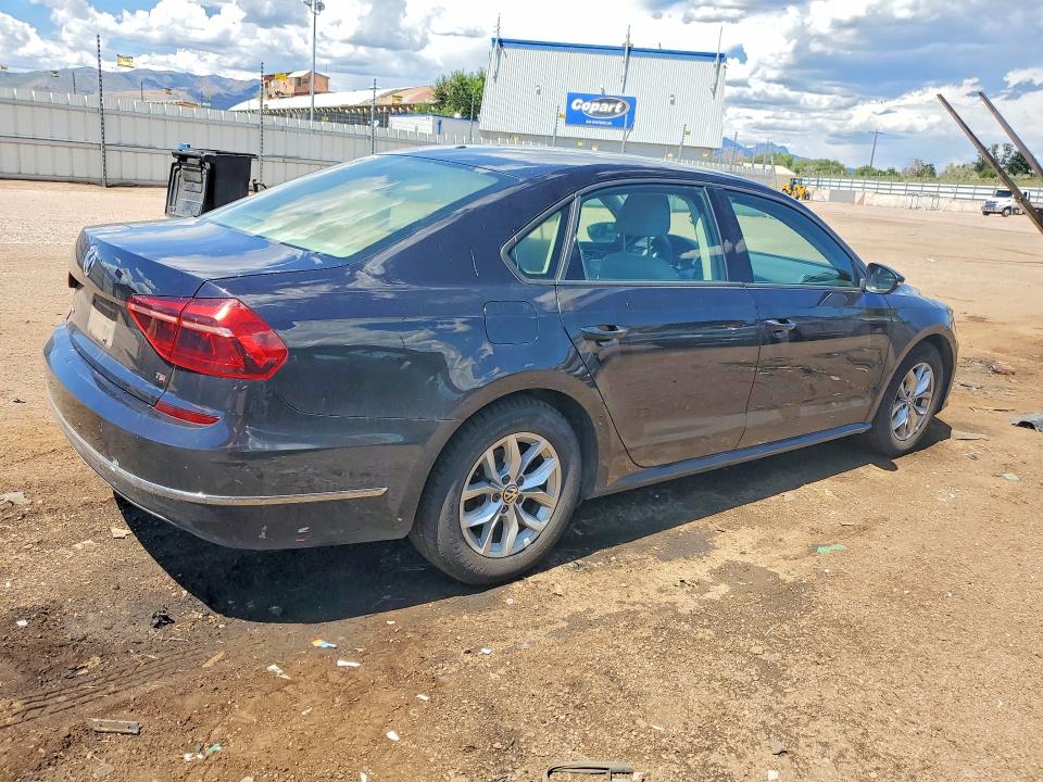 Продажа на аукционе авто 2018 Volkswagen Passat, vin: 1VWAA7A31JC044377, номер лота: 65179706