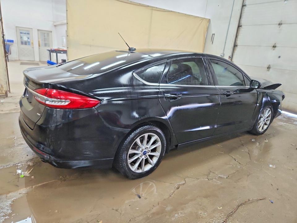 Продаж на аукціоні авто 2017 Ford Fusion, vin: 3FA6P0H74HR104659, номер лоту: 64833276