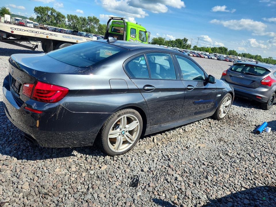 65511366 :رقم المزاد ، WBAFR9C50CDX78739 vin ، 2012 Bmw 550 مزاد بيع