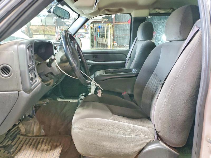 Продаж на аукціоні авто 2005 Chevrolet Silverado, vin: 1GCHK29U75E313362, номер лоту: 64742776