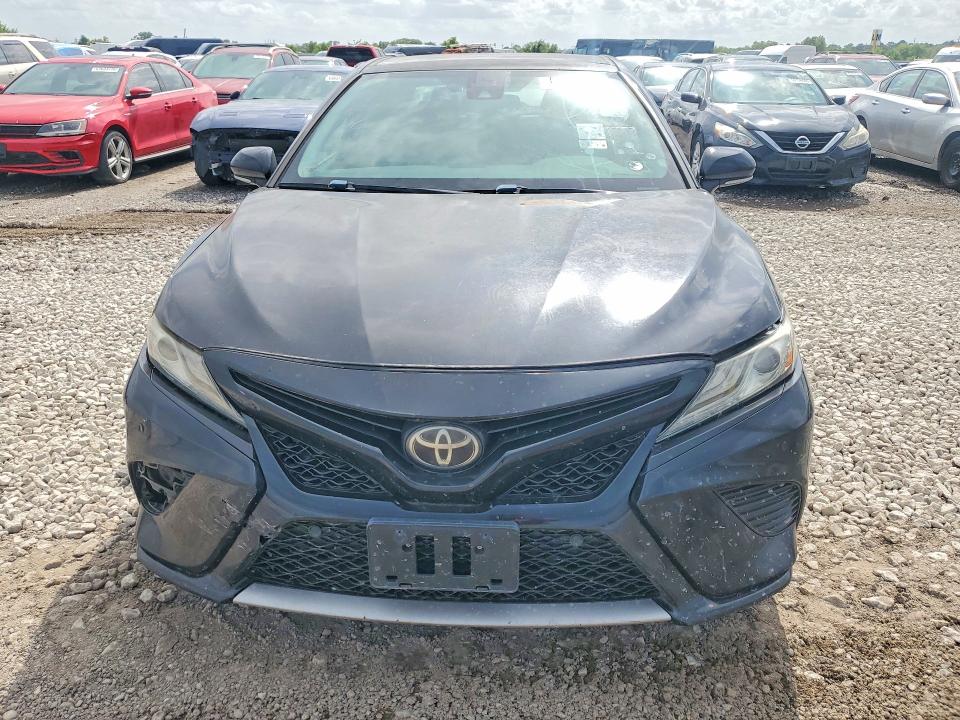 Aukcja sprzedaży 2018 Toyota Camry, vin: 4T1B61HK7JU018150, numer aukcji: 64743286