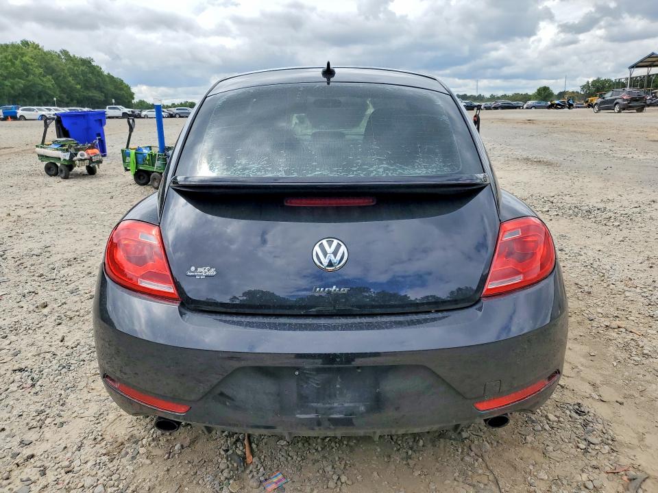 63500886 :رقم المزاد ، 3VWVT7ATXEM609841 vin ، 2014 Volkswagen Beetle مزاد بيع