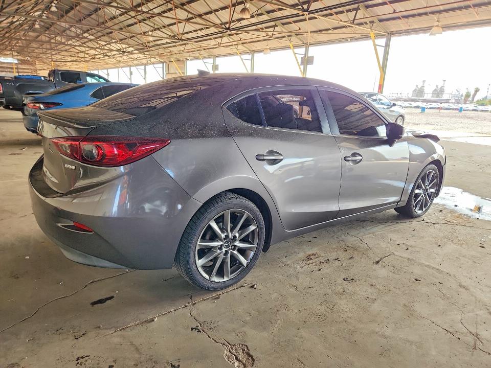 Продаж на аукціоні авто 2018 Mazda 3, vin: 3MZBN1V31JM239572, номер лоту: 64854196