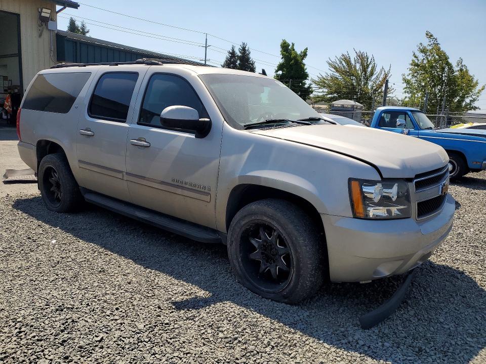 63613016 :رقم المزاد ، 3GNFK16357G132986 vin ، 2007 Chevrolet Suburban مزاد بيع