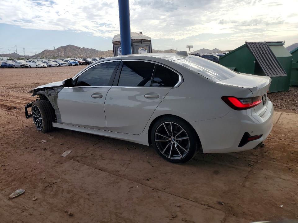 63721856 :رقم المزاد ، 3MW5R1J00L8B32991 vin ، 2020 Bmw 330i مزاد بيع