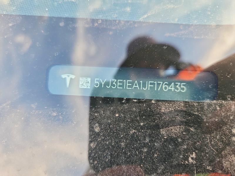 66257846 :رقم المزاد ، 5YJ3E1EA1JF176435 vin ، 2018 Tesla Model 3 مزاد بيع