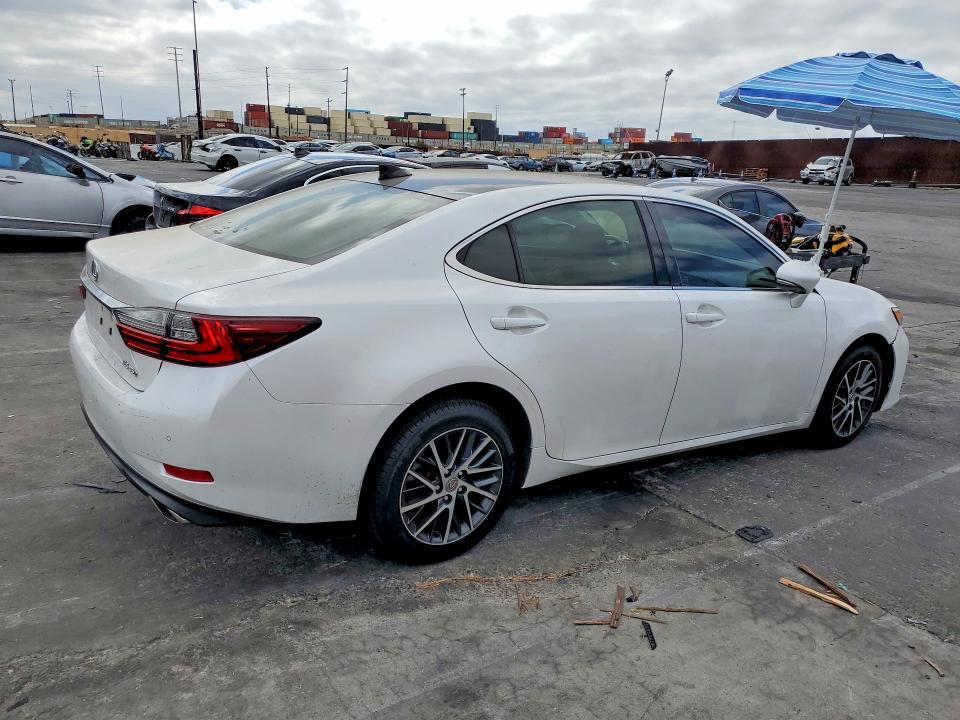 Продажа на аукционе авто 2016 Lexus Es, vin: 58ABK1GG7GU012438, номер лота: 64961146
