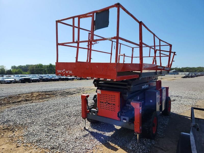 Продаж на аукціоні авто 2017 Bobcat All Mobile Equipment, vin: 40002442, номер лоту: 64110606