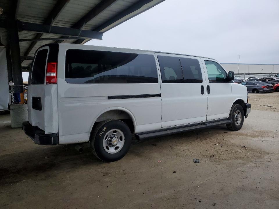 68521546 :رقم المزاد ، 1GAZGPFP2S1254198 vin ، 2025 Chevrolet Express G3500 مزاد بيع