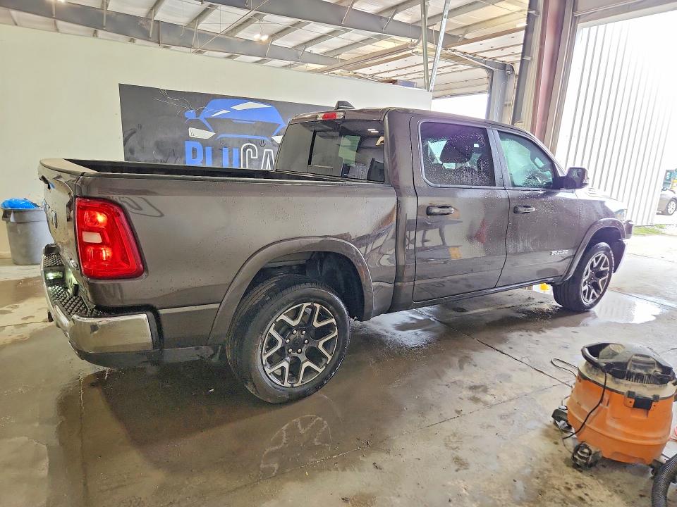 64224486 :رقم المزاد ، 3C6SRFJP9T4168029 vin ، 2026 Ram 1500 مزاد بيع