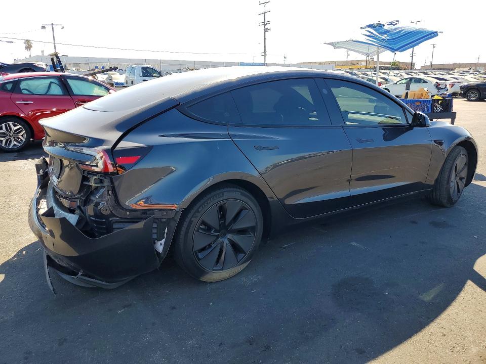 2025 Tesla Model 3 მანქანა იყიდება აუქციონზე, vin: 5YJ3E1EA9SF990625, აუქციონის ნომერი: 63778406