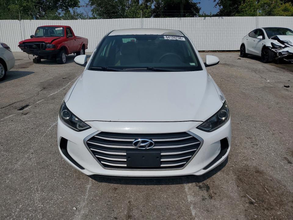 Продаж на аукціоні авто 2017 Hyundai Elantra, vin: 5NPD84LFXHH136815, номер лоту: 64126736