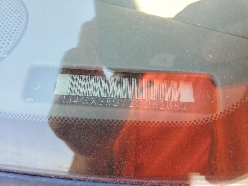 65365916 :رقم المزاد ، 1J4GX38S72C282683 vin ، 2002 Jeep Grand Cherokee مزاد بيع