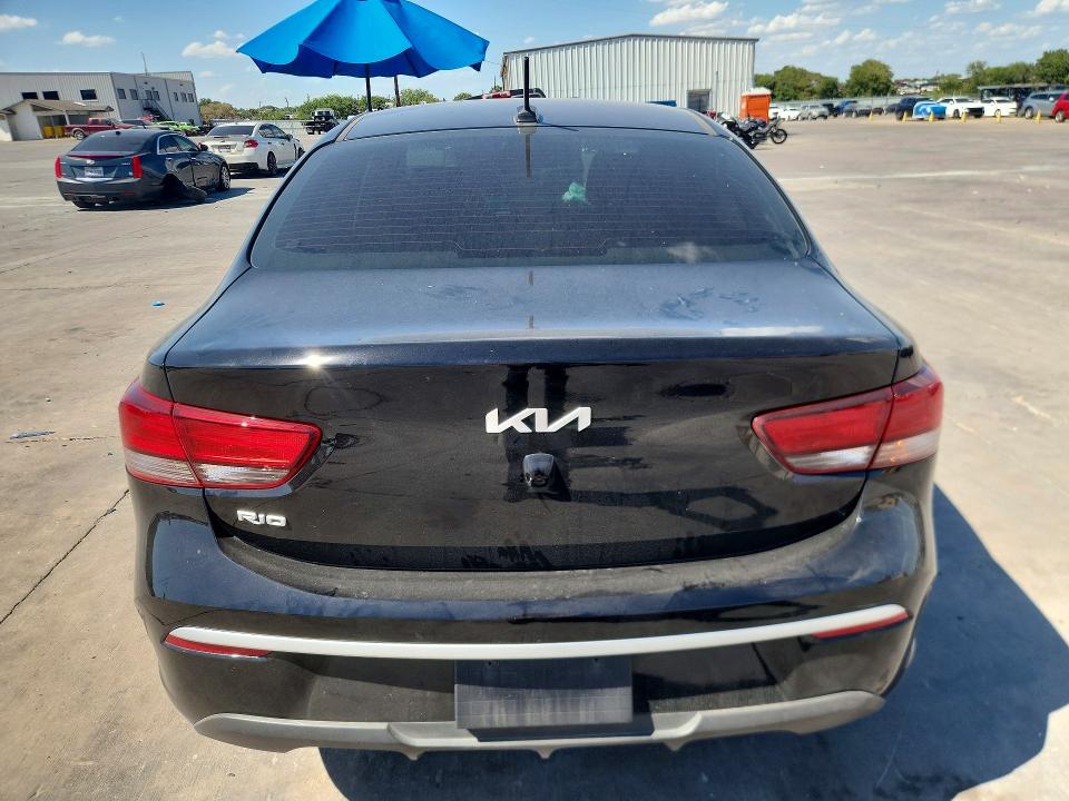 2023 Kia Rio მანქანა იყიდება აუქციონზე, vin: 3KPA24AD6PE585885, აუქციონის ნომერი: 64591426