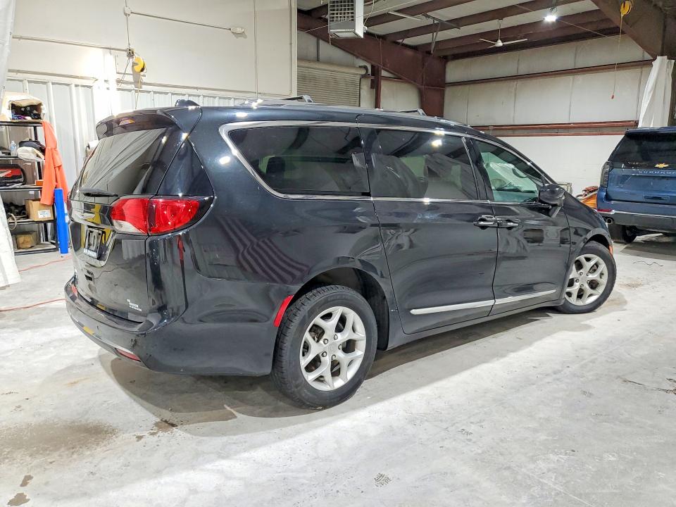 Продаж на аукціоні авто 2020 Chrysler Pacifica, vin: 2C4RC1BG9LR104415, номер лоту: 65651416