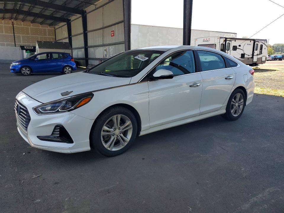 Продажа на аукционе авто 2018 Hyundai Sonata, vin: 5NPE34AF2JH606413, номер лота: 64334686
